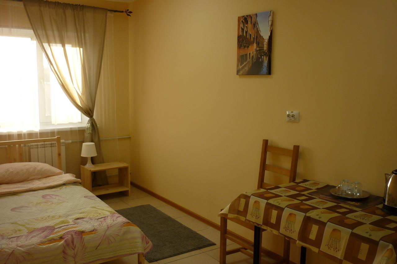 Motel Roza Vetrov Omsk Extérieur photo