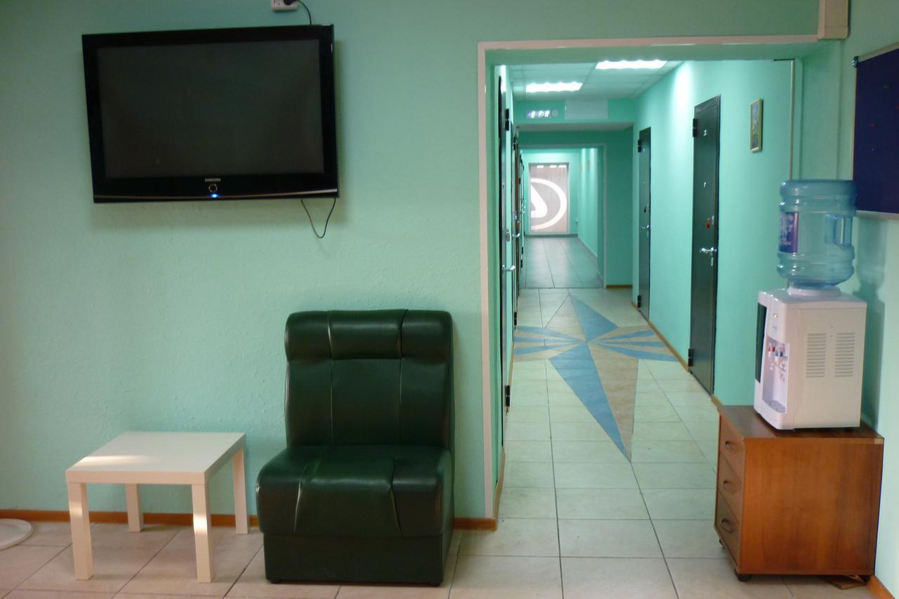 Motel Roza Vetrov Omsk Extérieur photo